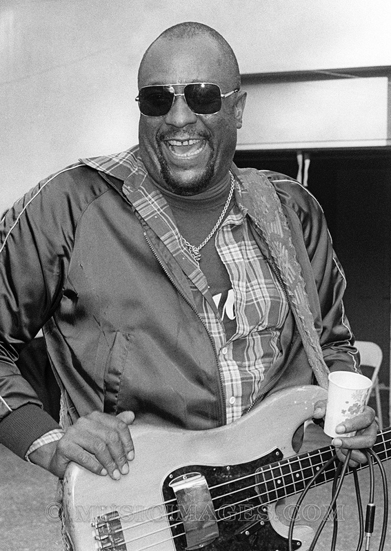 B644-17.jpg :: Gordon Edwards - Greek Theater, Berkeley, Ca - May, 1980