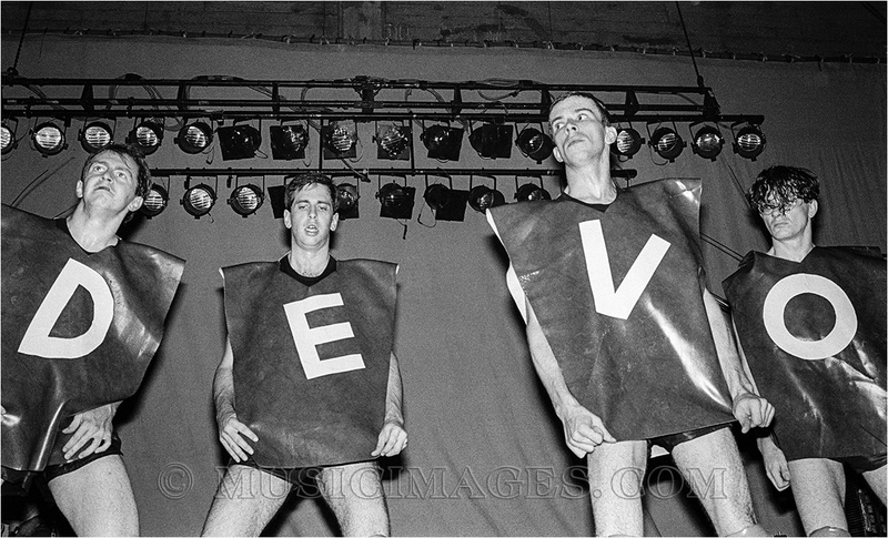 B670-13.jpg :: Devo - Phoenix Theater, Petaluma, Ca - August, 1980