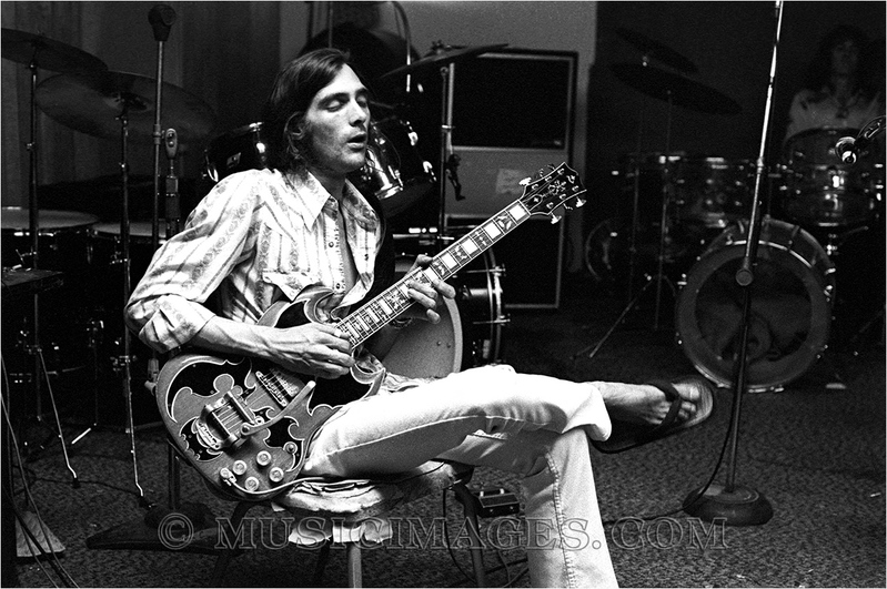 B71-33.jpg :: Rehearsing at John's practice studio - db Labs, San Rafael, Ca. 6/23/76