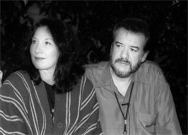 B711-11_.jpg :: with husband Airto Moreira - Kentfield, Ca. - 2/28/92