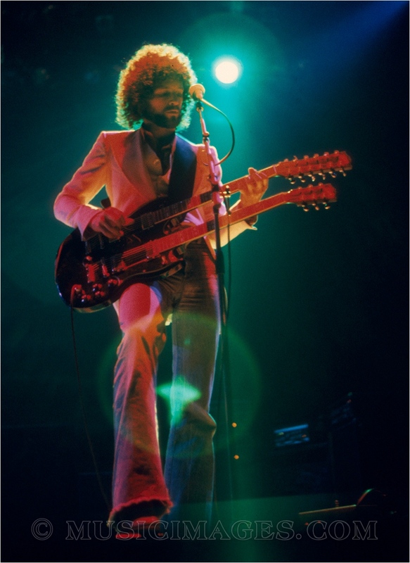C1-39.jpg :: Lindsey Buckingham - Berkeley Community Theater, Berkeley, Ca. 2/28/77