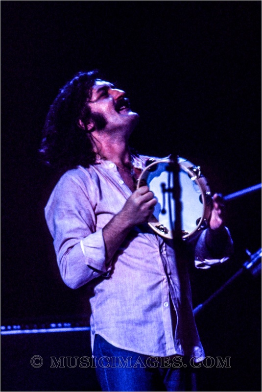 C121-20.jpg :: Oakland Coliseum, Oakland, Ca. 12/10/78