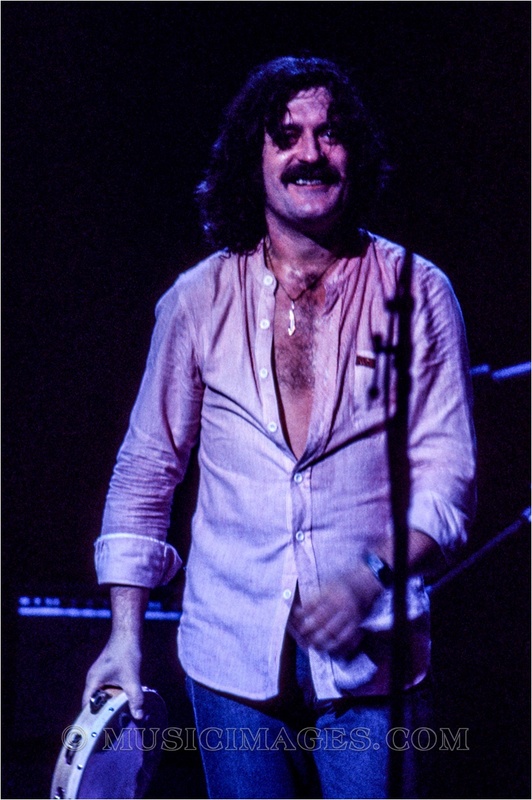 C121-21.jpg :: Oakland Coliseum, Oakland, Ca. 12/10/78