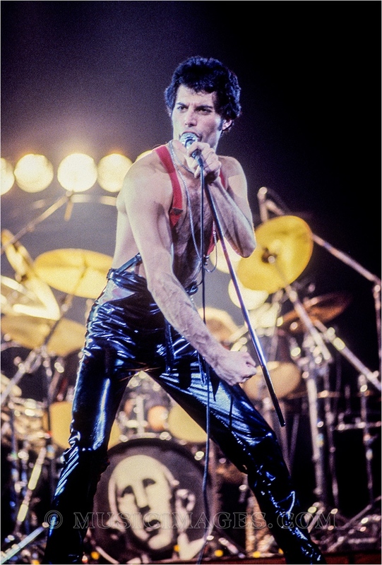 C127-34.jpg :: Oakland Coliseum, Oakland, Ca. 12/16/78