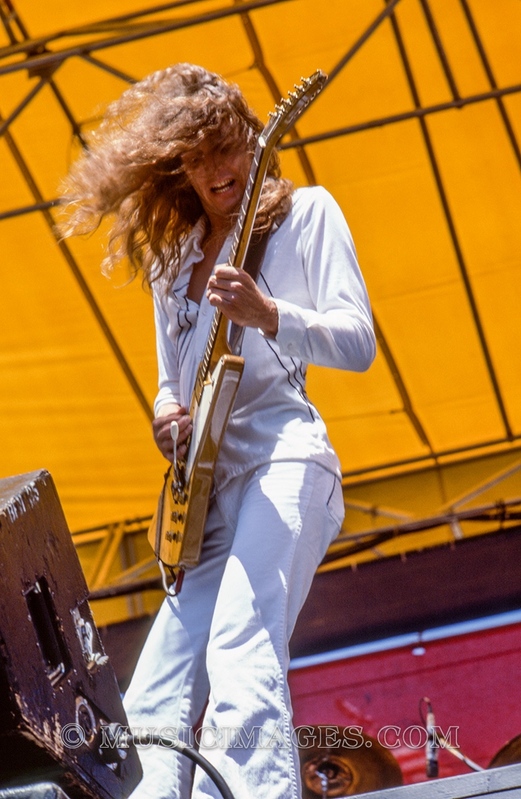 C14-24.jpg :: Oakland Stadium, Oakland, Ca 7/2/77