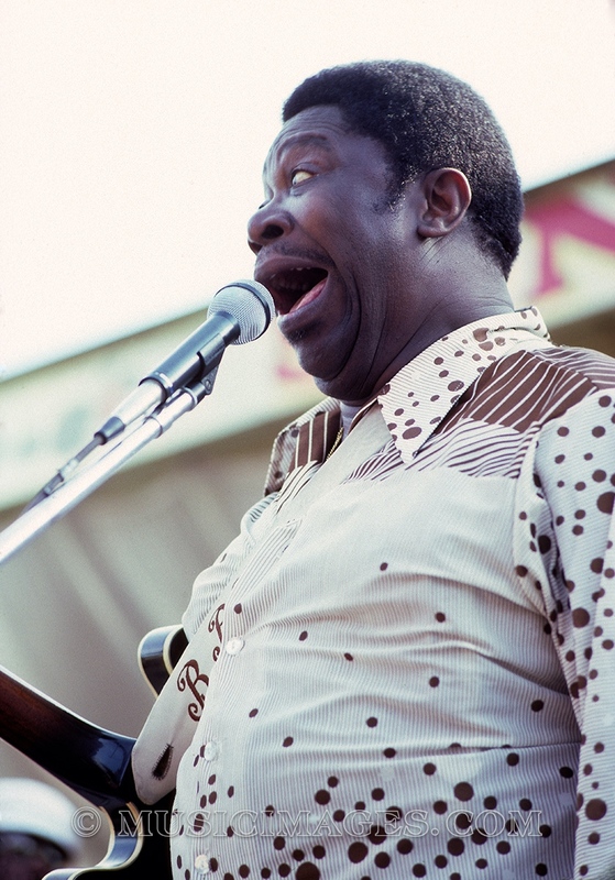 C20-35.jpg :: Sonoma County Fairgrounds, Santa Rosa, Ca. 6/11/77