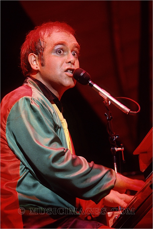 C216-17.jpg :: Berkeley Community Theater, Berkeley, Ca. 9/24/79