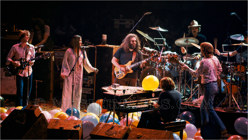 C229-3.jpg :: The final night at Winterland, San Francisco, Ca 12/31/78