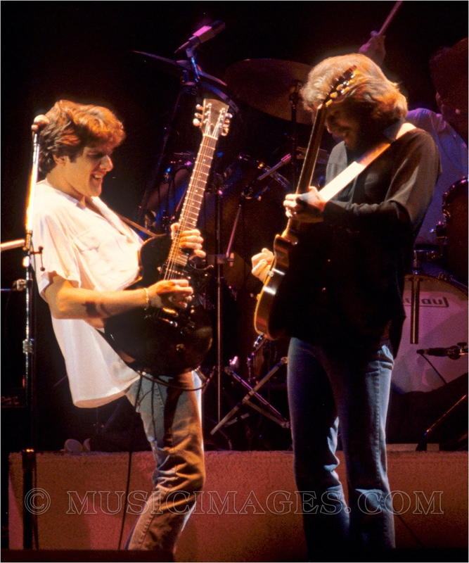 C255-16.jpg :: Oakland Coliseum, Oakland, Ca. 3/8/80