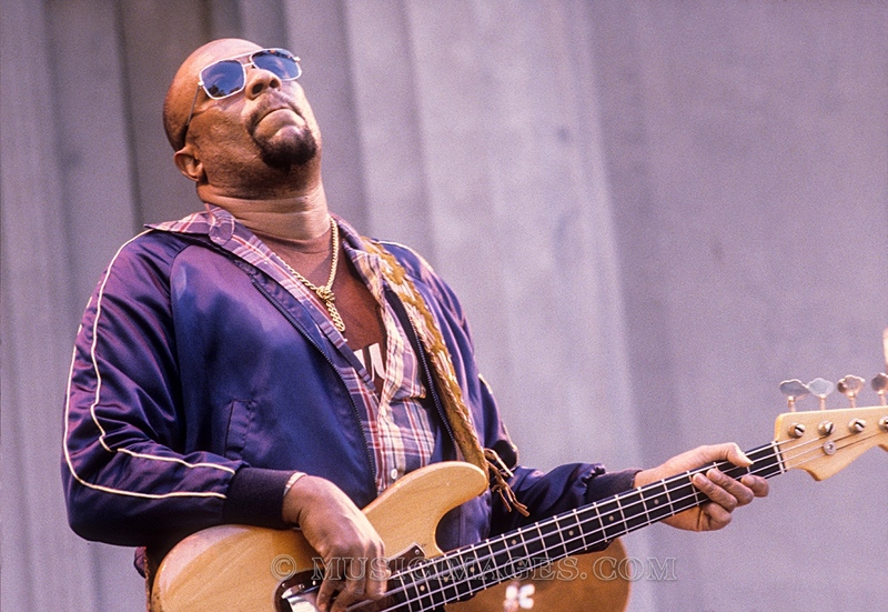 C262-21.jpg :: Gordon Edwards - Greek Theater, Berkeley, Ca - May, 1980