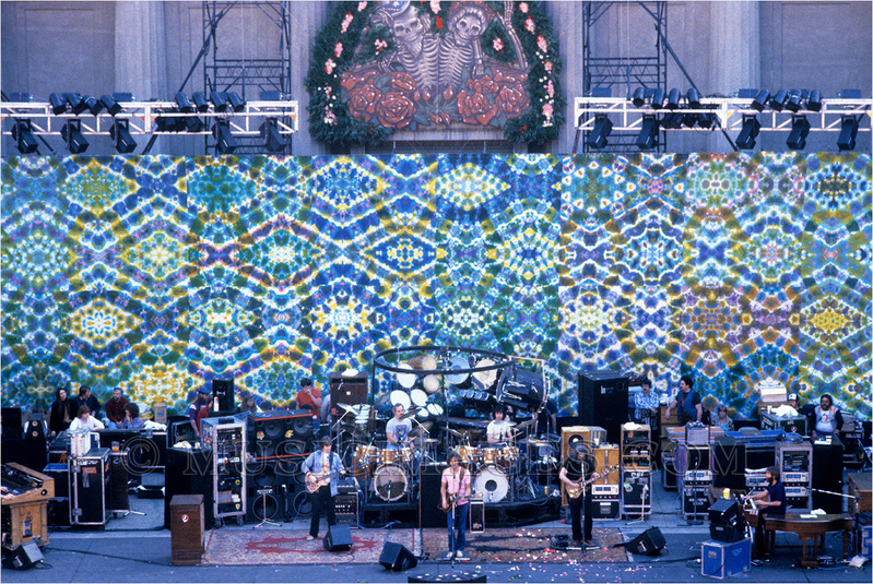 C292-6.jpg :: Grateful Dead in front of Courtney Pollack tie-dyed backdrop - Greek Theater, Berkeley, Ca 5/15/83
