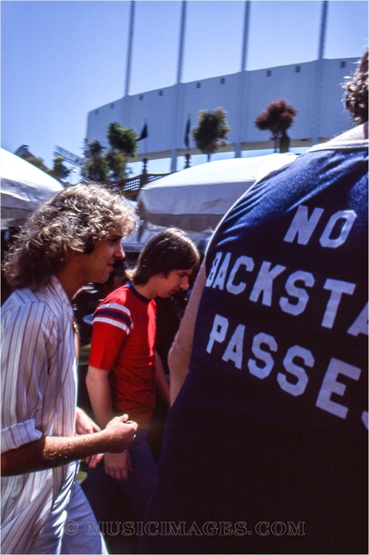 C35-16.jpg :: Day On The Green - Oakland Stadium, Oakland, Ca. 7/2/77