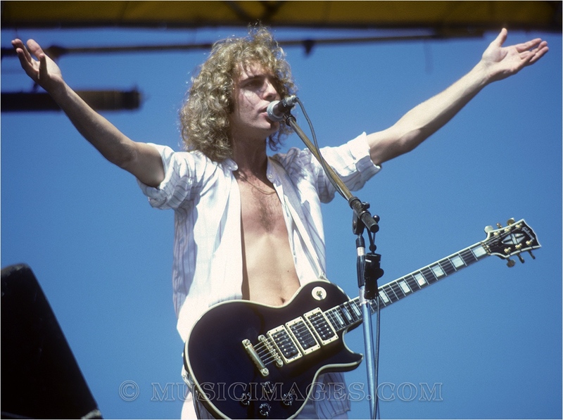 C35-34.jpg :: Day On The Green - Oakland Stadium, Oakland, Ca. 7/2/77