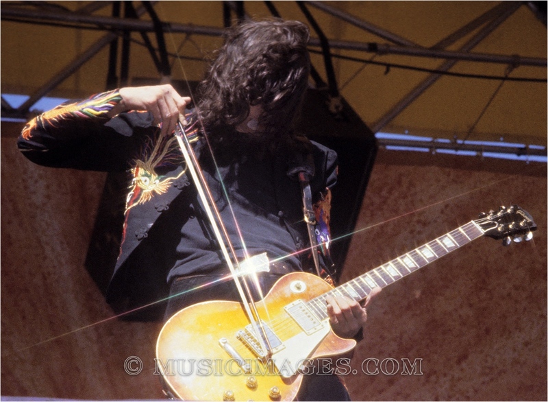 C40-25.jpg :: Oakland Stadium, Oakland, Ca. 7/23/77