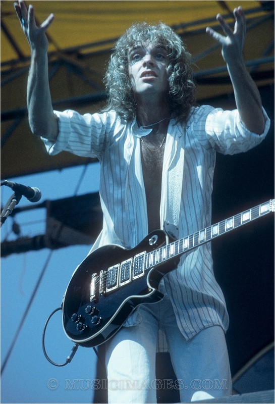 C41-18.jpg :: Day On The Green - Oakland Stadium, Oakland, Ca. 7/2/77