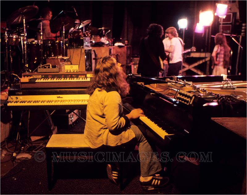 C64-20.jpg :: Grateful Dead rehearsal and video shoot - Orpheum Theatre, San Francisco, Ca - June, 1976