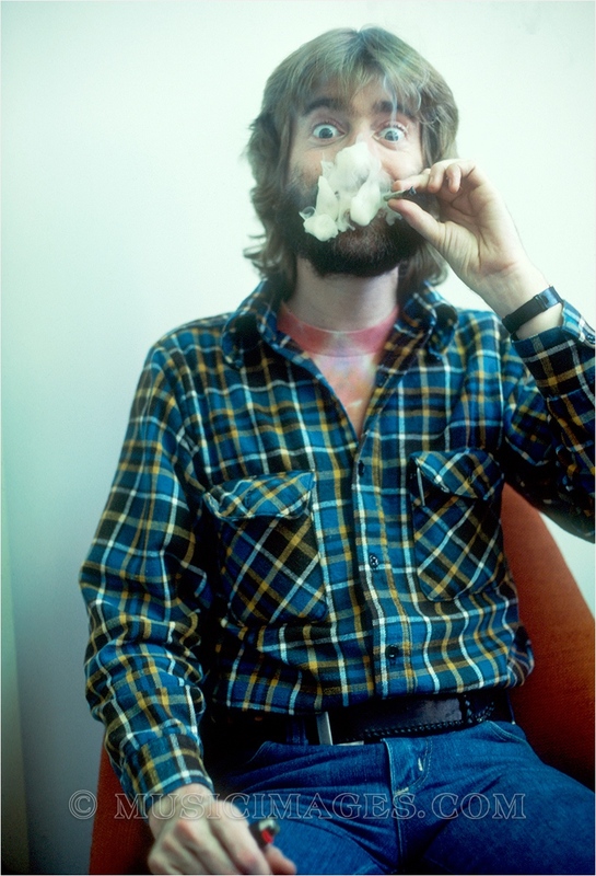 C75-9.jpg :: John \