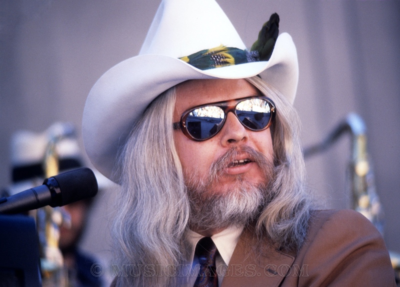 C86-28.jpg :: Greek Theater, Berkeley, Ca. 9/4/77
