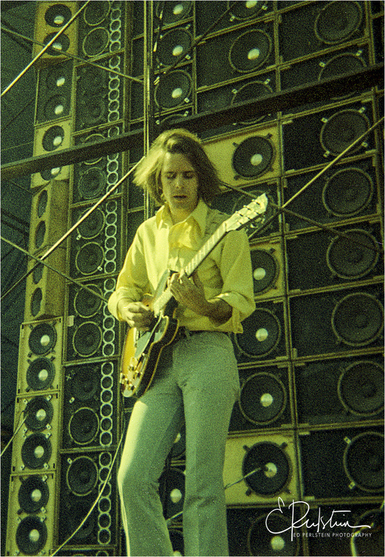 CN281_15.jpg :: Grateful Dead perform at Santa Barbara Stadium on May 25, 1974