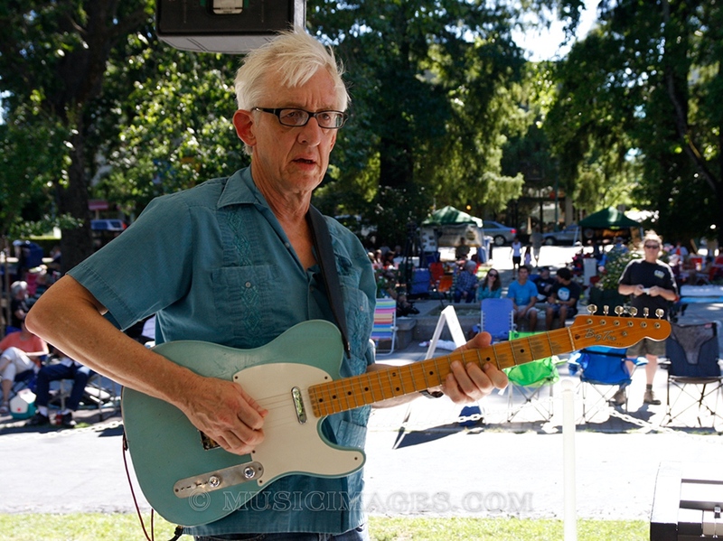 D002-1.jpg :: Healdsburg, Ca. 6/29/10