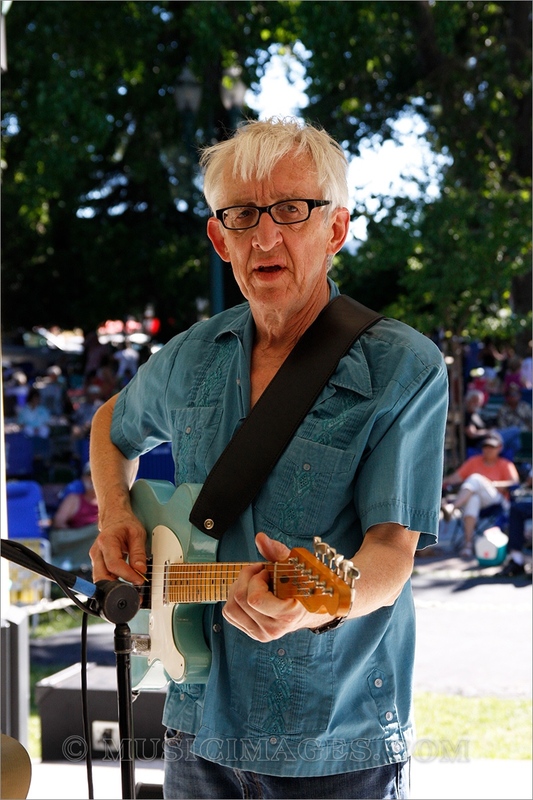 D002-3.jpg :: Healdsburg, Ca. 6/29/10