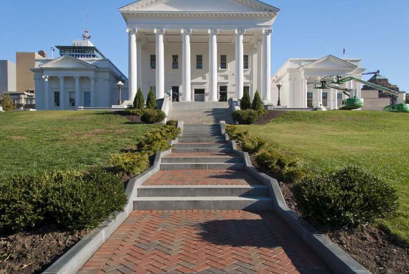 86 RVA State Capitol.jpg