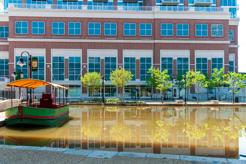 9 RiverFront Canal Cruises.jpg