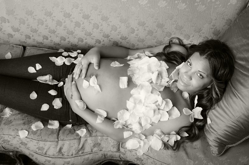 Kansas City Maternity Photographer41.jpg