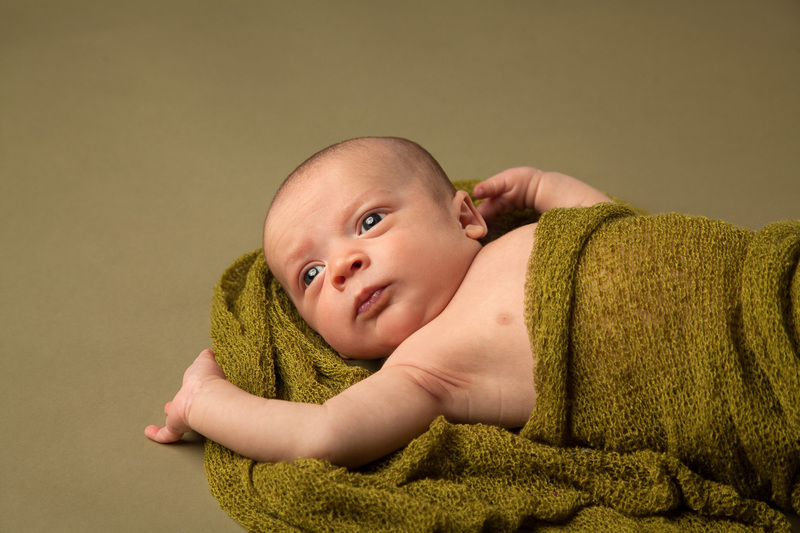 Newborn photographer Kansas City-5.jpg