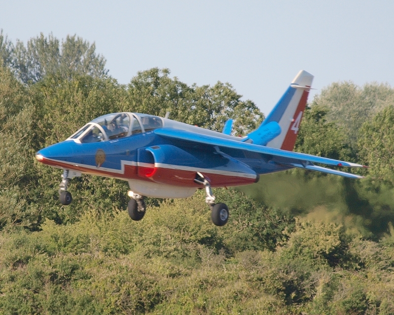 DASSAULT ALPHA JET PATROUILLE DE FRANCE 4 P1017460.jpg :: OLYMPUS DIGITAL CAMERA