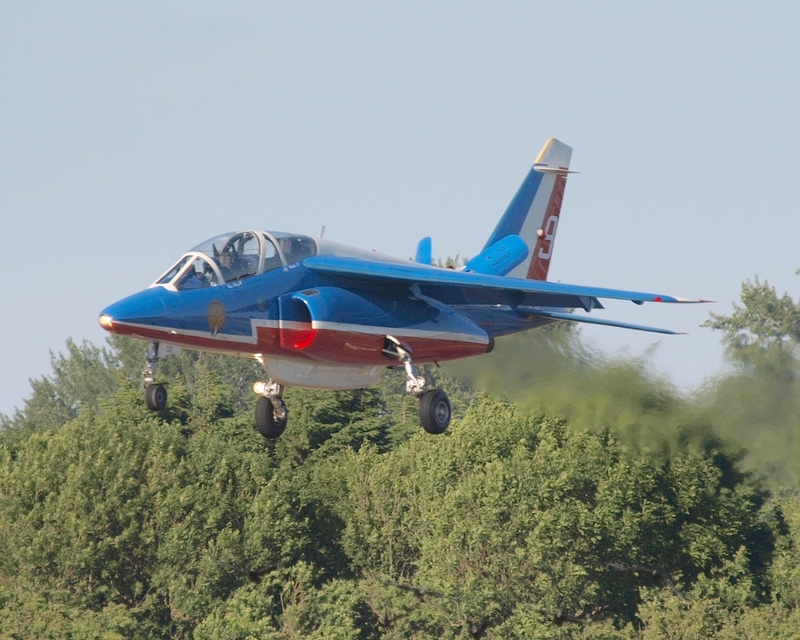 DASSAULT ALPHA JET PATROUILLE DE FRANCE 9 P1017462.jpg :: OLYMPUS DIGITAL CAMERA