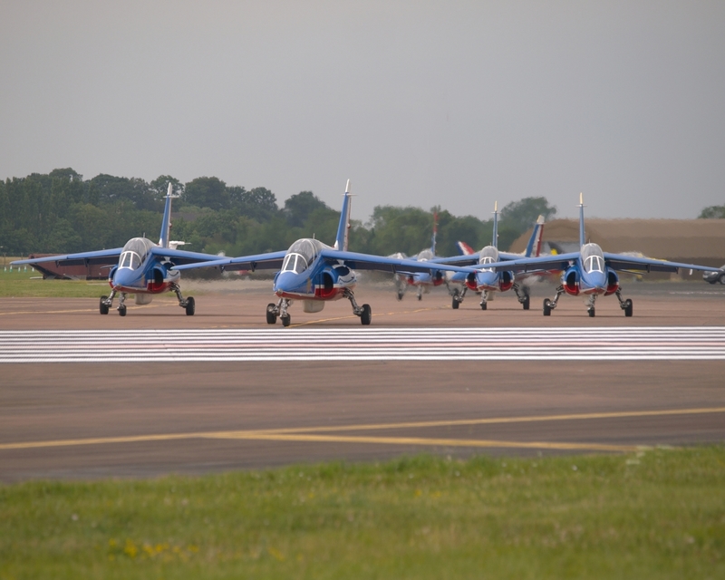 DASSAULT ALPHA JET PATROUILLE DE FRANCE P1014932(1).jpg