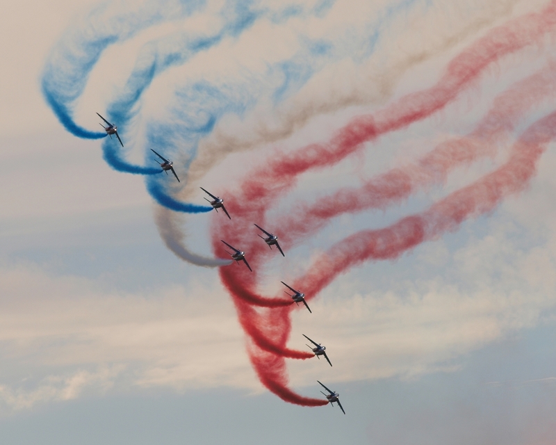 DASSAULT ALPHA JET PATROUILLE DE FRANCE P1015672(1).jpg :: OLYMPUS DIGITAL CAMERA