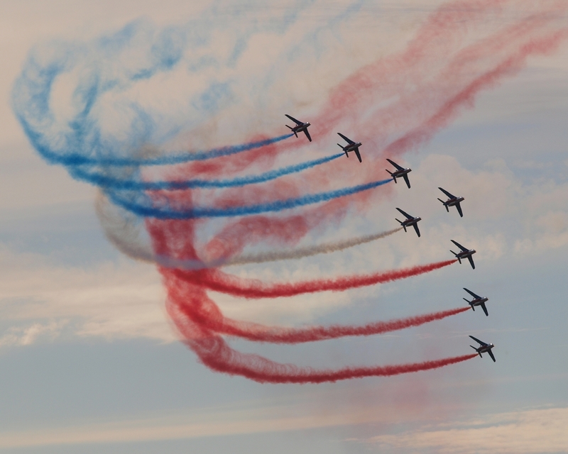 DASSAULT ALPHA JET PATROUILLE DE FRANCE P1015674(1).jpg :: OLYMPUS DIGITAL CAMERA