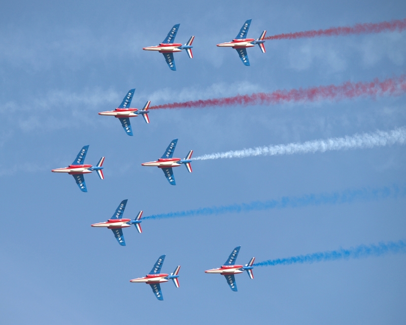 DASSAULT ALPHA JET PATROUILLE DE FRANCE P1017199(1).jpg