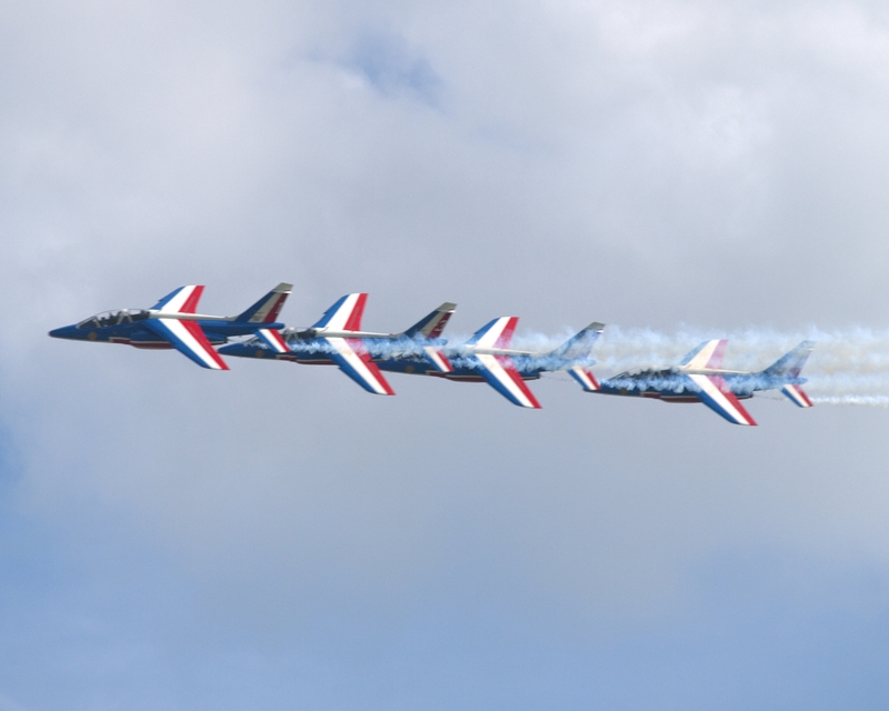 DASSAULT ALPHA JET PATROUILLE DE FRANCE P1017337(1).jpg