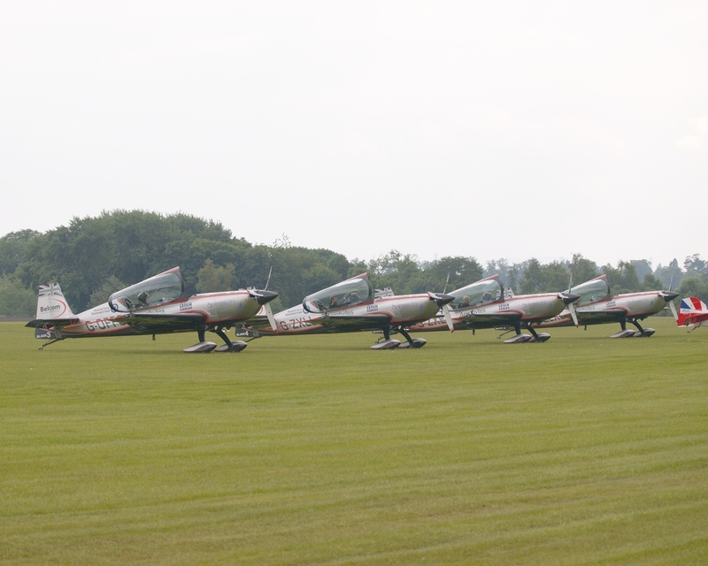 EXTRA 300 G-ZEXL G-ZXEL G-ZXCL G-OFFO BLADES P1013292(1).jpg