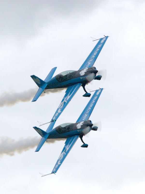 EXTRA 300 G-ZXCL G-OFFO BLADES P8242416(1).jpg