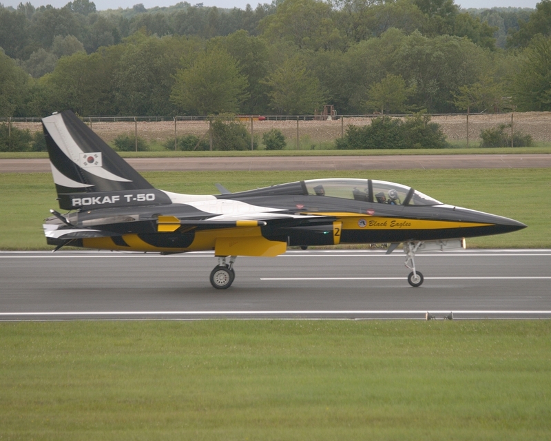 KAI-50B KOREAN BLACK EAGLES 2 FAIRFORD 2012 P7071597(1).jpg