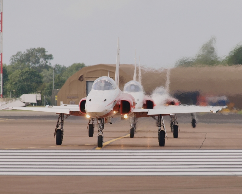 NORTHROP F-5 TIGER PATROUILLE SUISSE P1014664(1).jpg :: OLYMPUS DIGITAL CAMERA
