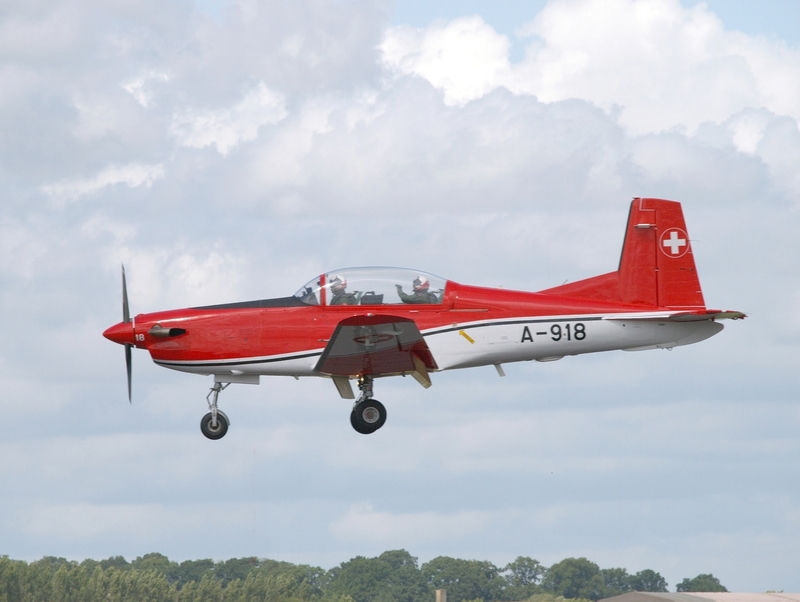 PILATUS PC-7 A-918 PC-7 DISPLAY TEAM P7156949(1).jpg