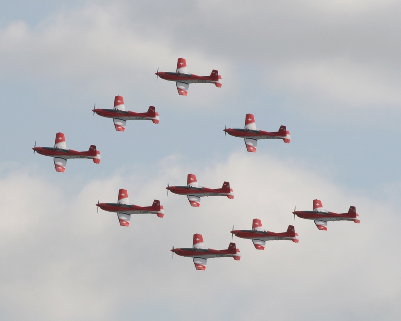 PILATUS PC-7 PC-7 DISPLAY TEAM 1441.jpg