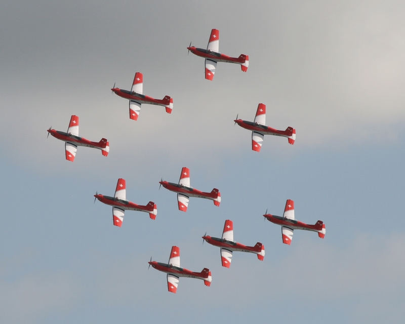 PILATUS PC-7 PC-7 DISPLAY TEAM 1445.jpg