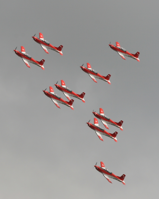 PILATUS PC-7 PC-7 DISPLAY TEAM 1447.jpg