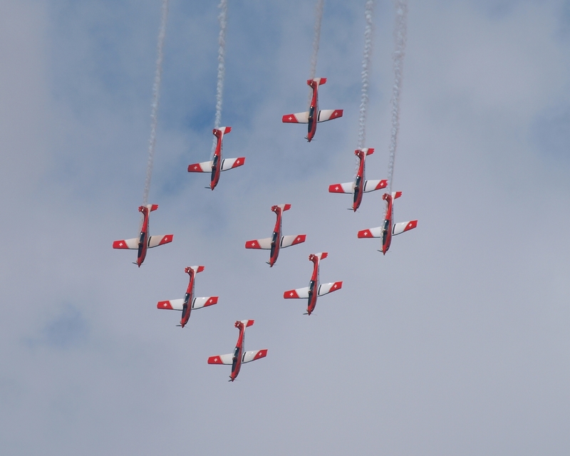 PILATUS PC-7 PC-7 DISPLAY TEAM P1016067.jpg :: OLYMPUS DIGITAL CAMERA