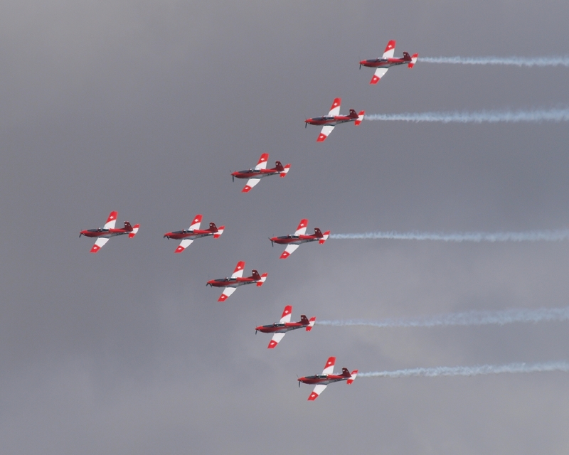 PILATUS PC-7 PC-7 DISPLAY TEAM P1016092.jpg :: OLYMPUS DIGITAL CAMERA
