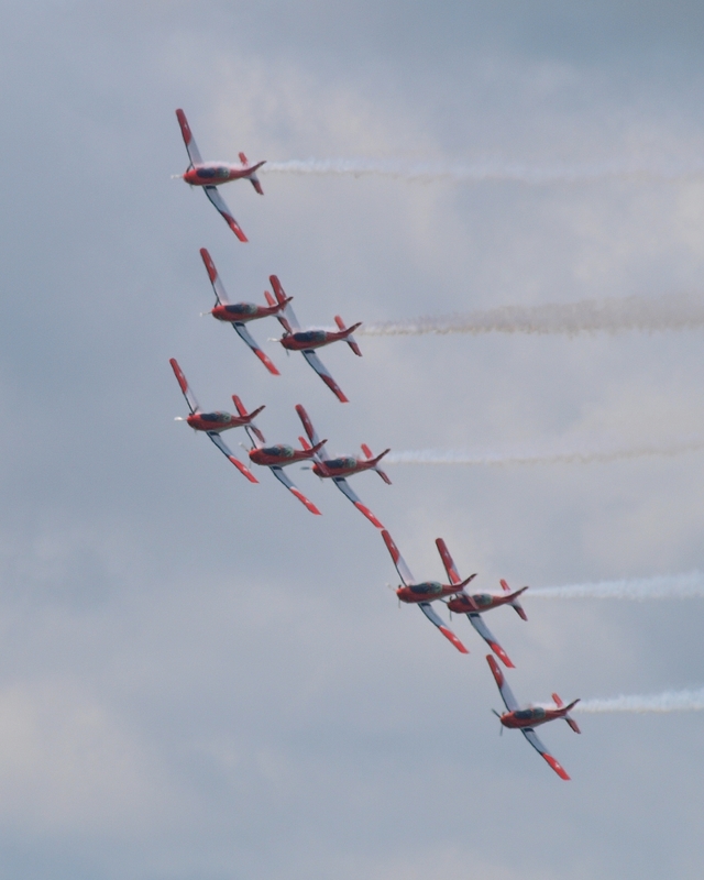 PILATUS PC-7 PC-7 DISPLAY TEAM P1016097.jpg :: OLYMPUS DIGITAL CAMERA