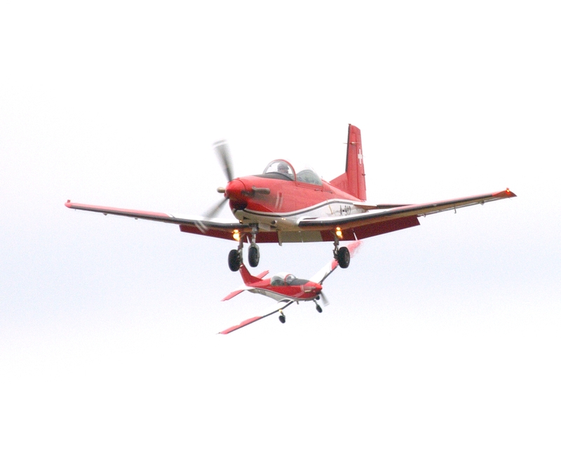 PILATUS PC-7 PC-7 DISPLAY TEAM P1019973.jpg