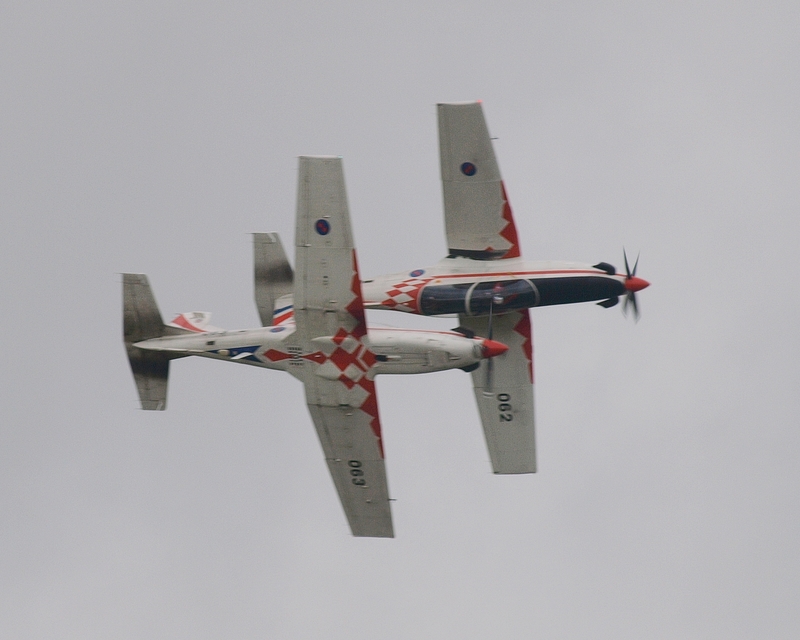 PILATUS PC-9M KRILA OLUJE P1013762.jpg :: OLYMPUS DIGITAL CAMERA