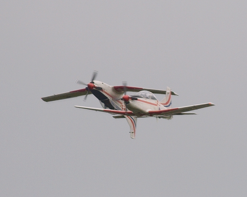 PILATUS PC-9M KRILA OLUJE P1013766.jpg :: OLYMPUS DIGITAL CAMERA